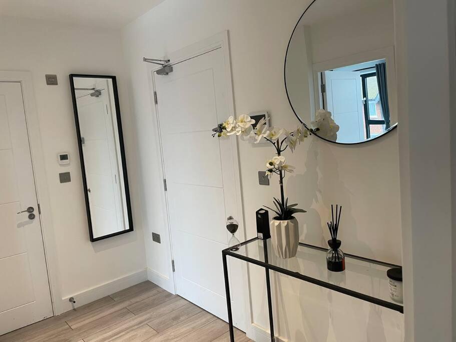 Stylish And Cosy 2 Bedroom Flat In Croydon Dış mekan fotoğraf