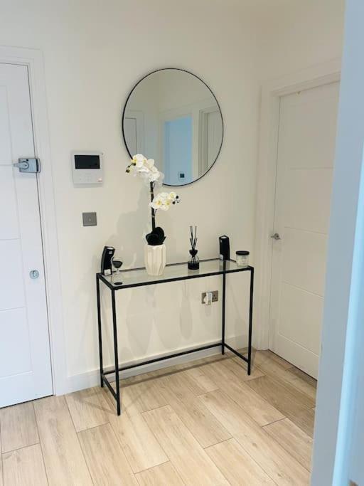 Stylish And Cosy 2 Bedroom Flat In Croydon Dış mekan fotoğraf