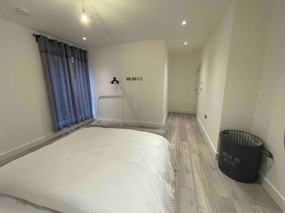 Stylish And Cosy 2 Bedroom Flat In Croydon Dış mekan fotoğraf